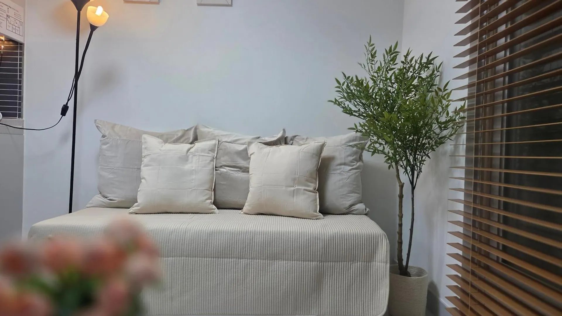 Villa Gangnam Station, Yeoksam Station, 5-Minute Walk, Luggage Storage, Business Trip, 6 People Seul