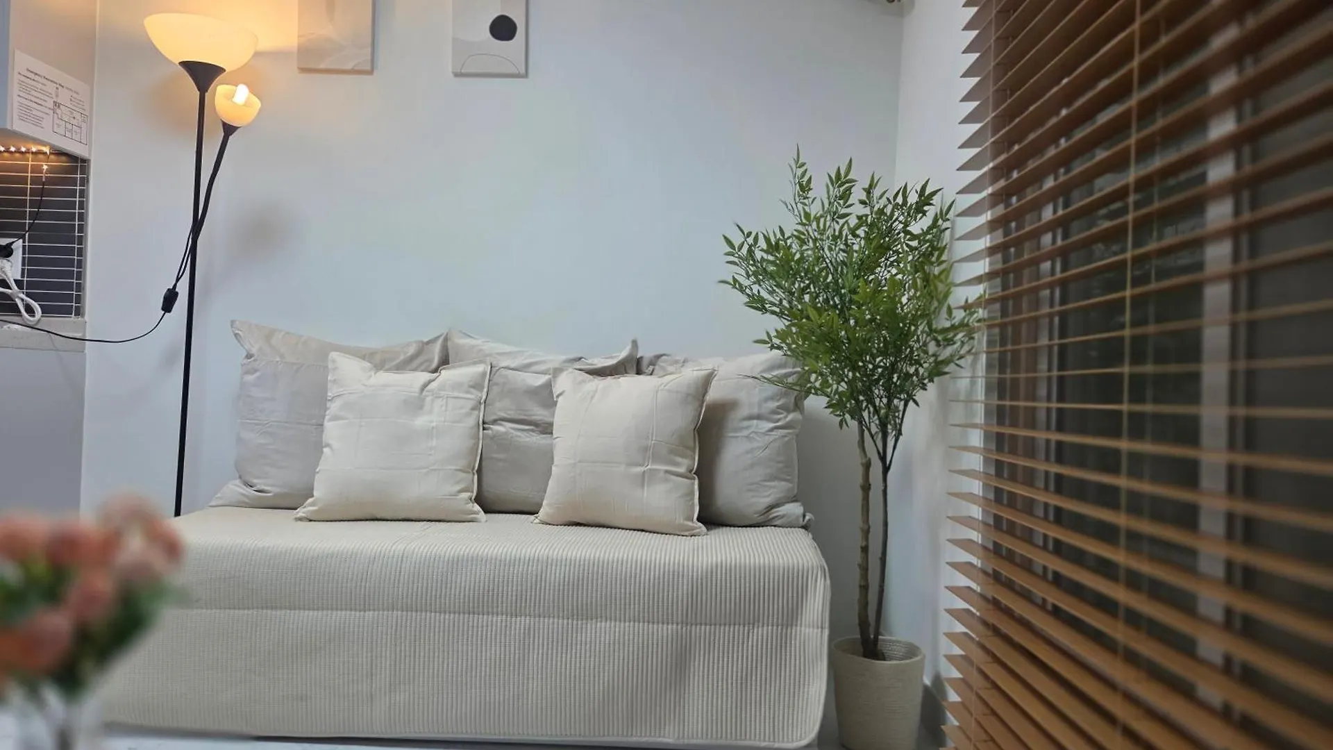Villa Gangnam Station, Yeoksam Station, 5-Minute Walk, Luggage Storage, Business Trip, 6 People Seul