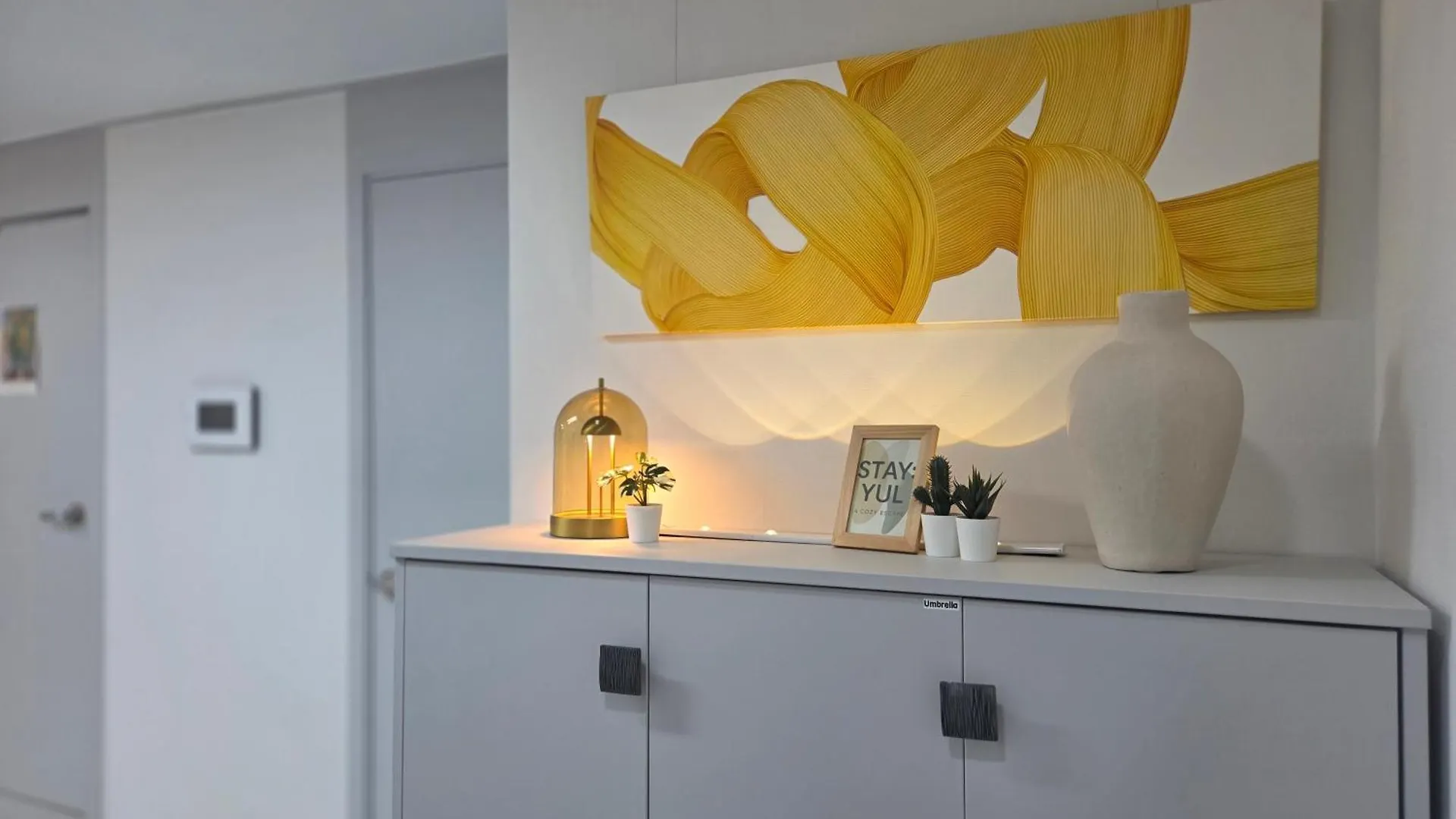 Gangnam Station, Yeoksam Station, 5-Minute Walk, Luggage Storage, Business Trip, 6 People Βίλα Σεούλ 0*,  Νότια Κορέα
